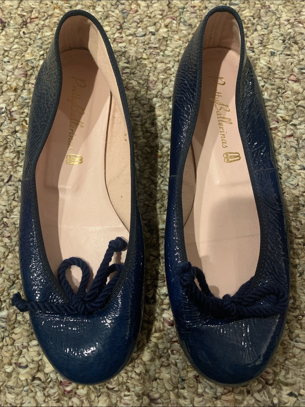 Pretty Ballerinas Flats patent blue size 7